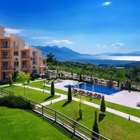2 Kisilik Cocuk Havuzlu Ve Aquaparkli Daire, Aydin Kusadasi-awz144 *