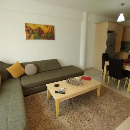 2 Kisilik Cocuk Havuzlu Ve Aquaparkli Daire, Aydin Kusadasi-awz144 아파트 *