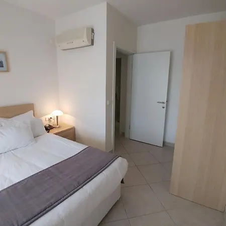 아파트 2 Kisilik Cocuk Havuzlu Ve Aquaparkli Daire, Aydin Kusadasi-awz144